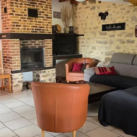 2-6 P. Dans Un Hameau Paisible *